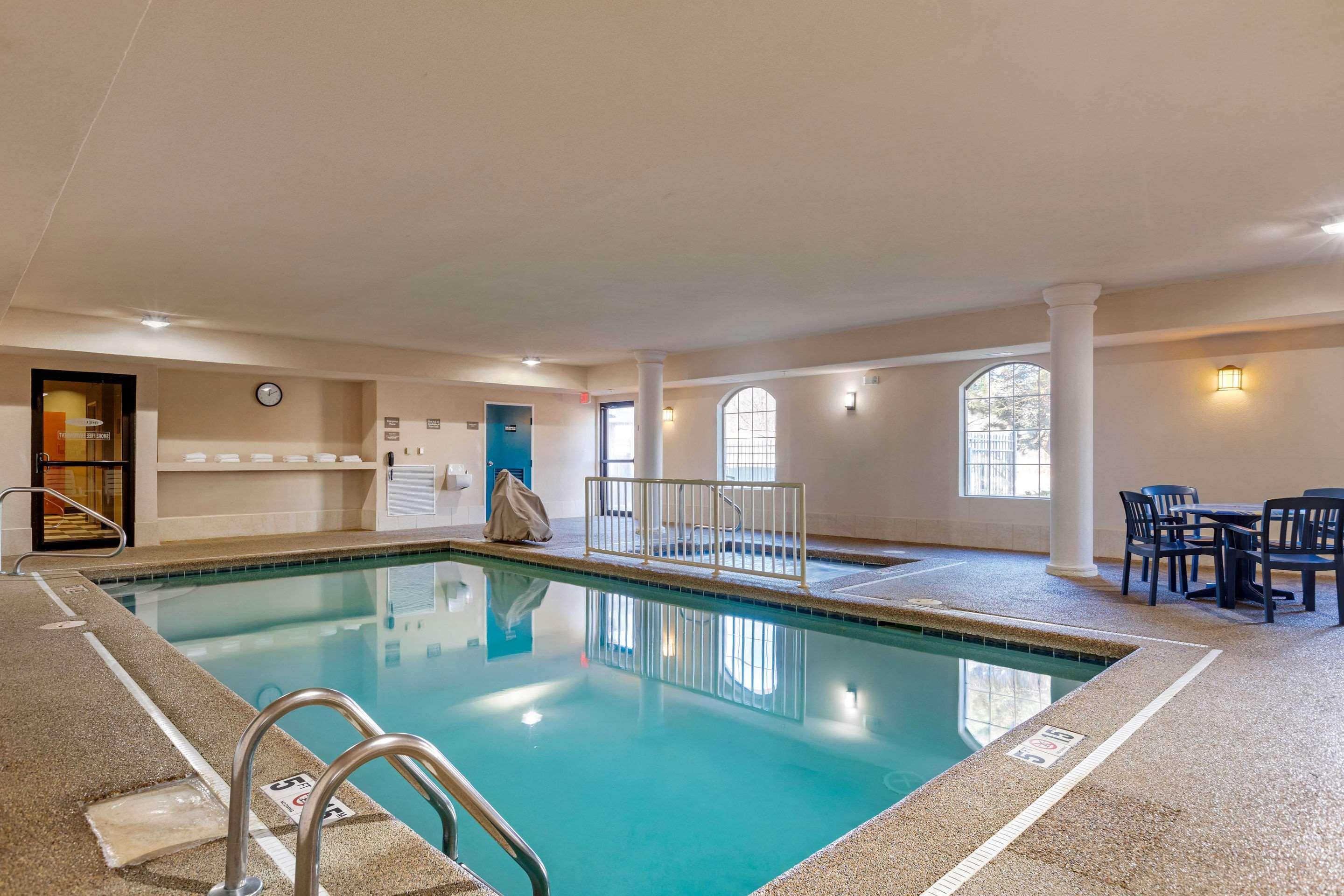 Comfort Suites Stevensville - St Joseph Luaran gambar